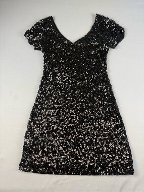 Verty Black Sequin Mini Dress L ✨ Holiday NYE Cocktail Party